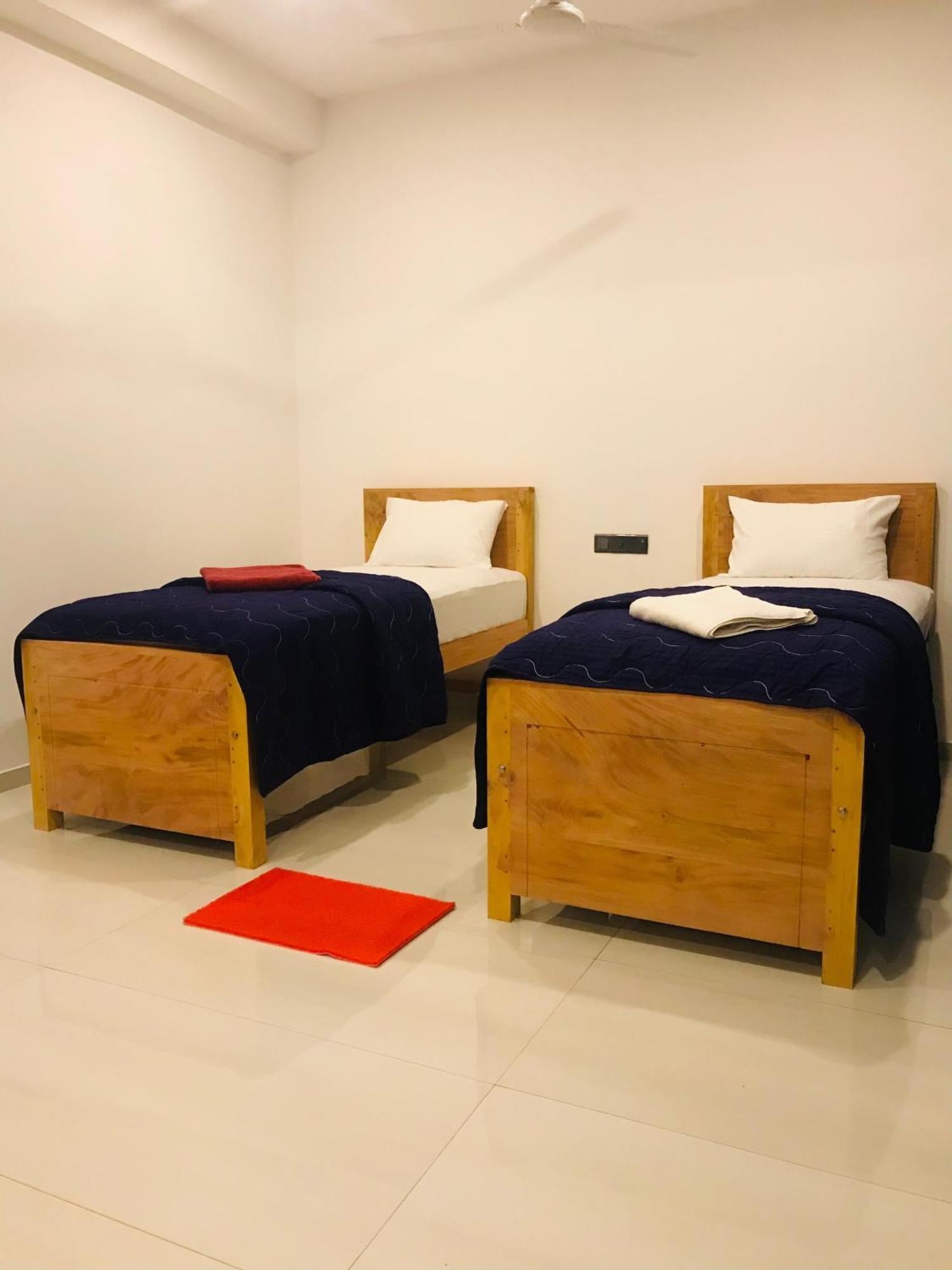 Blue Whales Hotel ฮิกคาดูวา ภายนอก รูปภาพ